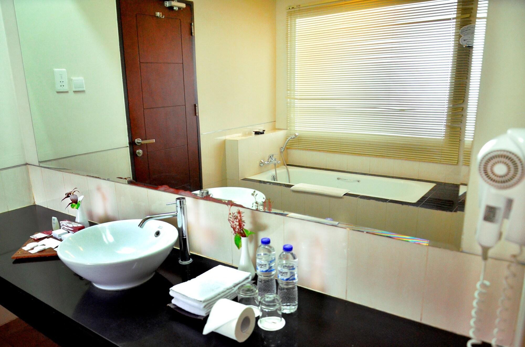 Padjadjaran Hotel Μπογκόρ Εξωτερικό φωτογραφία