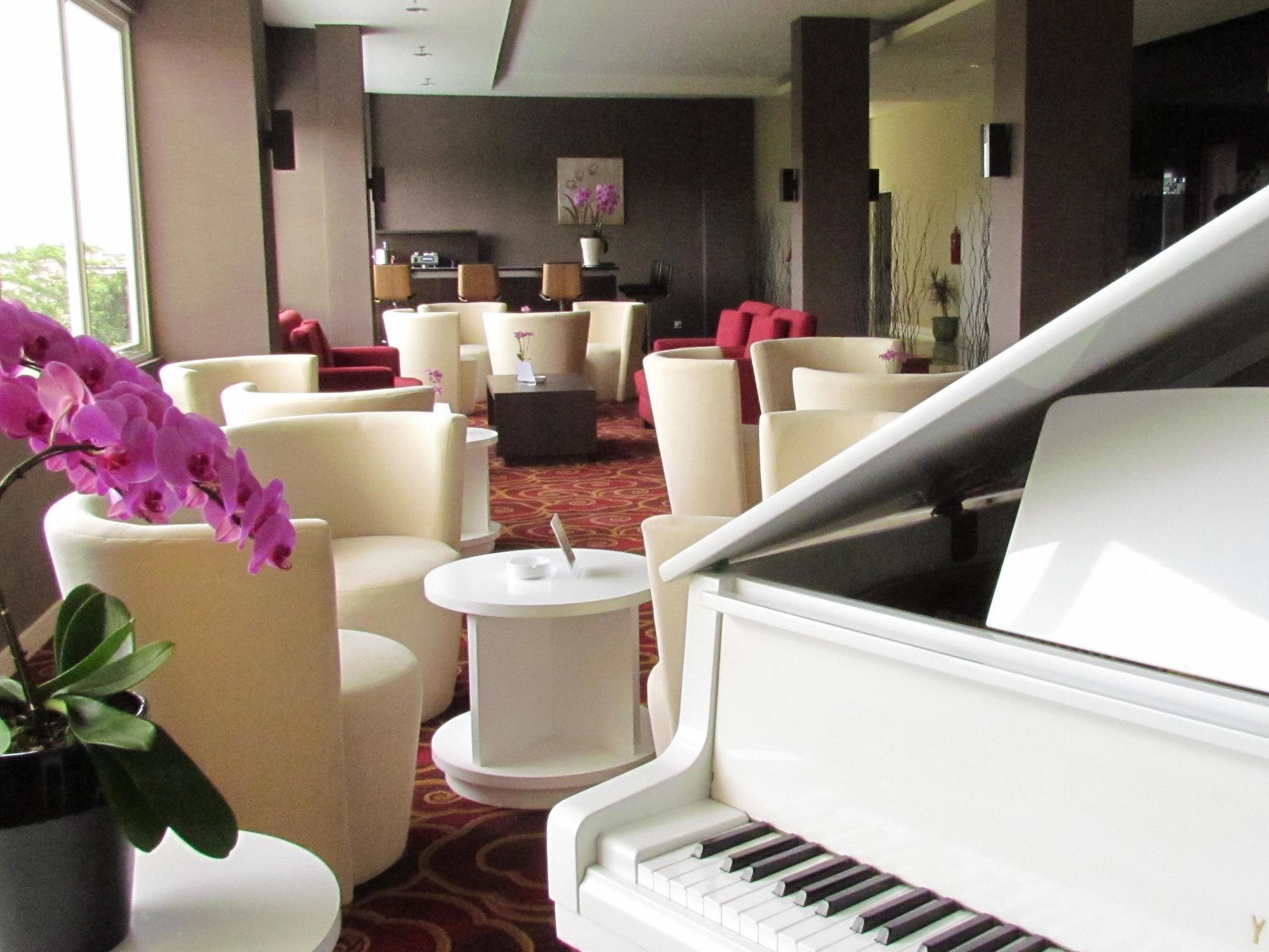 Padjadjaran Hotel Μπογκόρ Εξωτερικό φωτογραφία
